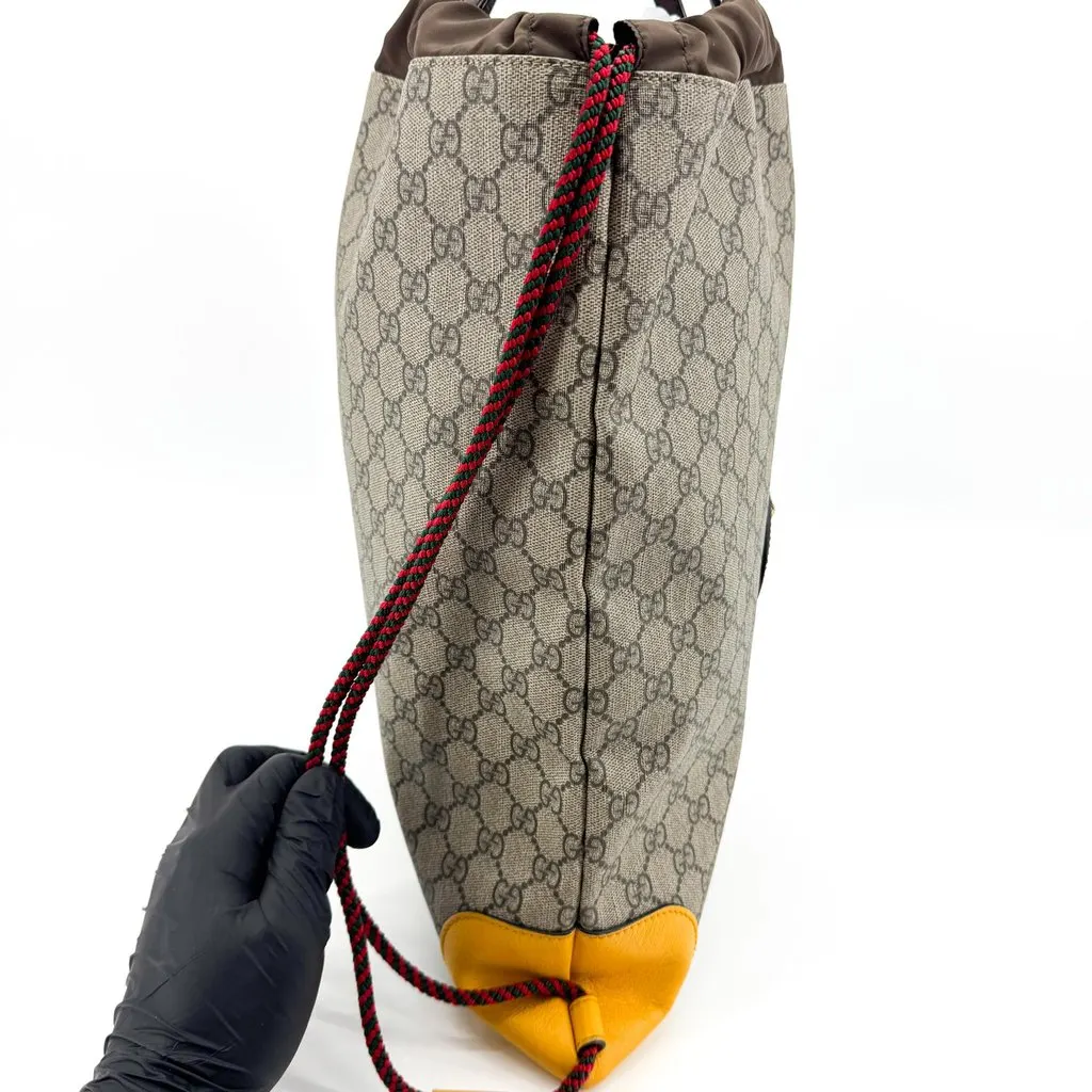 Gucci Neo Vintage GG Supreme Drawstring Backpack Beige Brown Yellow Beige Canvas Very good - Model View