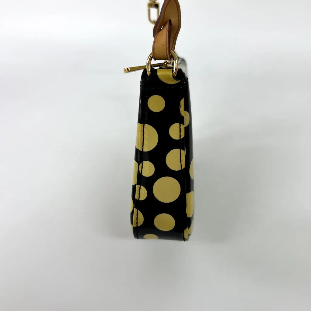 Louis Vuitton x Yayoi Kusama Monogram Vernis Dot Infinity Pochette Accessoires Black Yellow Black Leather Good - Model View
