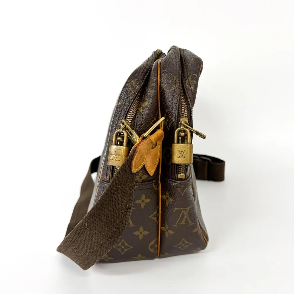 Louis Vuitton Monogram Reporter PM Brown Canvas Fair - Inside View