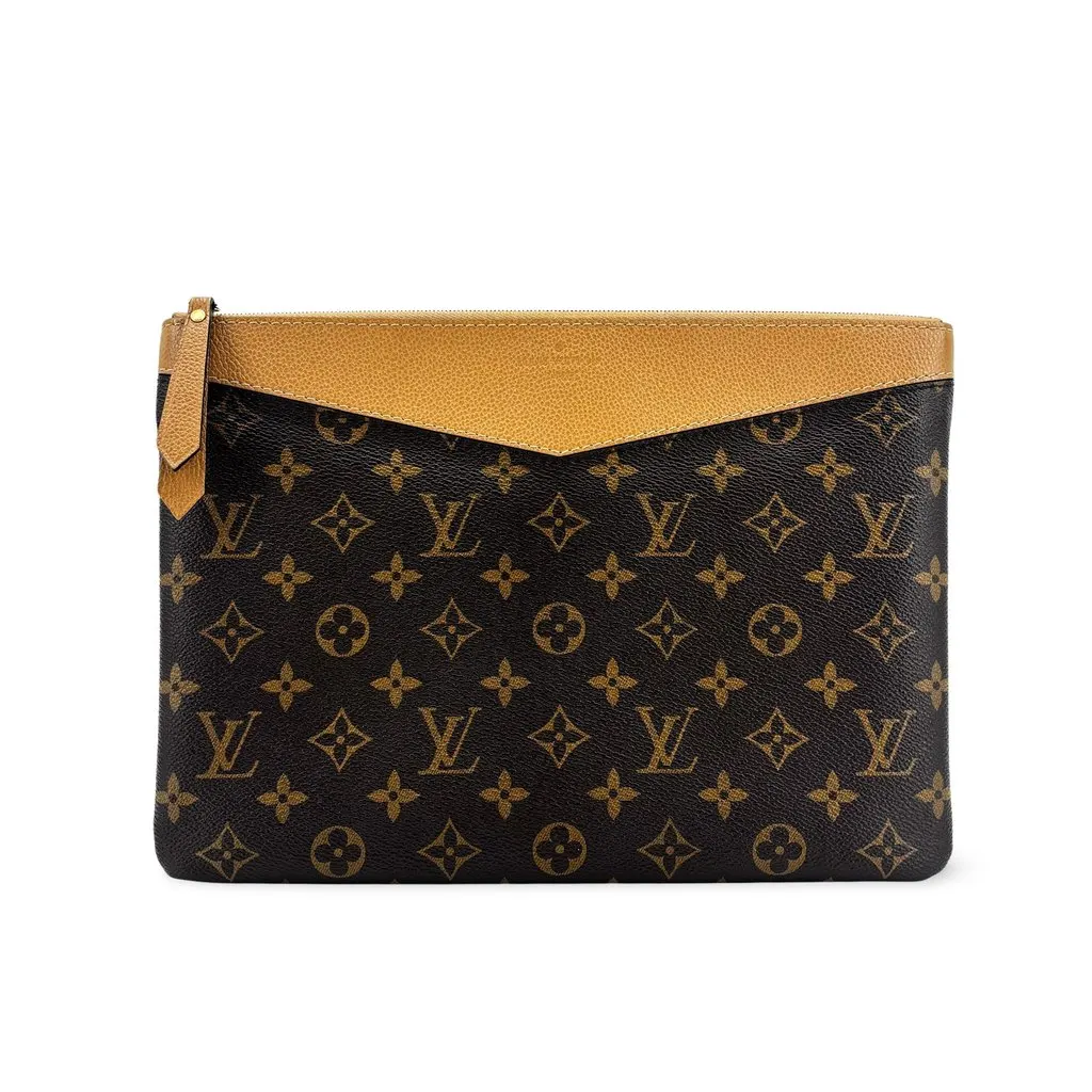 Louis Vuitton Monogram Daily Pouch Sesame Beige Canvas Very good - Front View