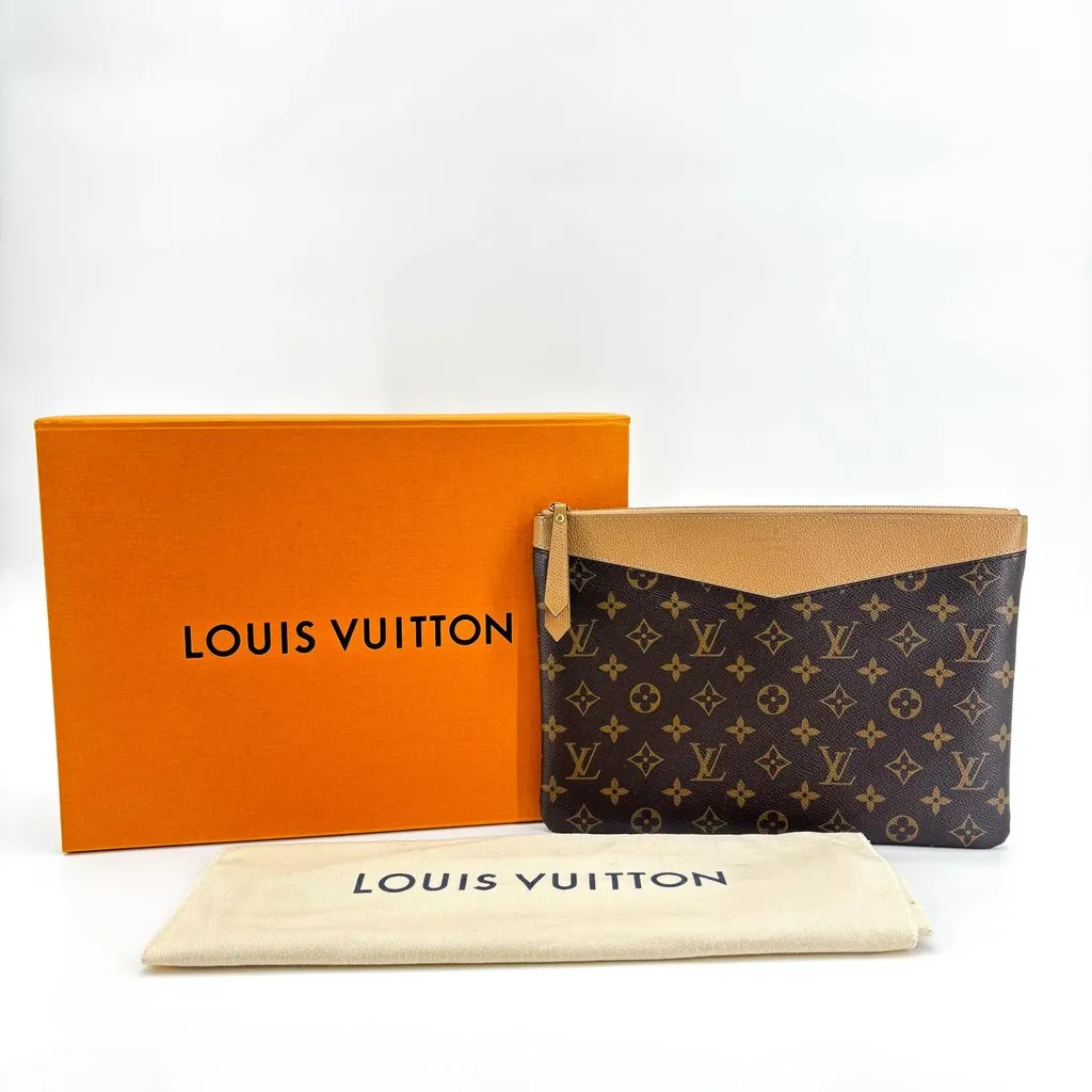 Louis Vuitton Monogram Daily Pouch Sesame Beige Canvas Very good - Back View