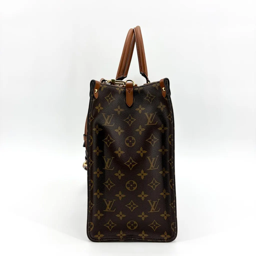 Louis Vuitton Grand Palais Monogram Brown Brown Canvas Very good - Model View