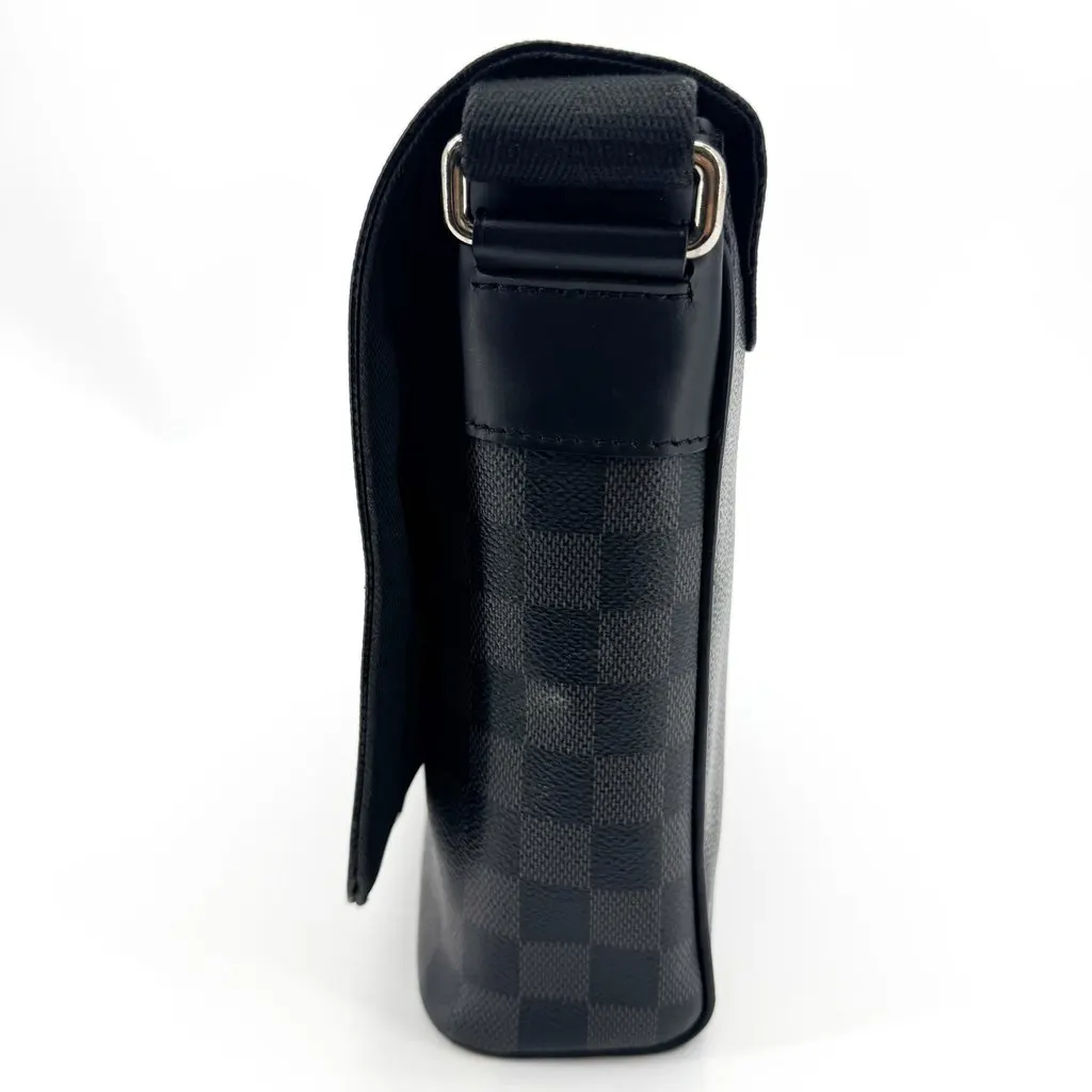 Louis Vuitton Damier Graphite Daniel PM Black Canvas Very good - Model View