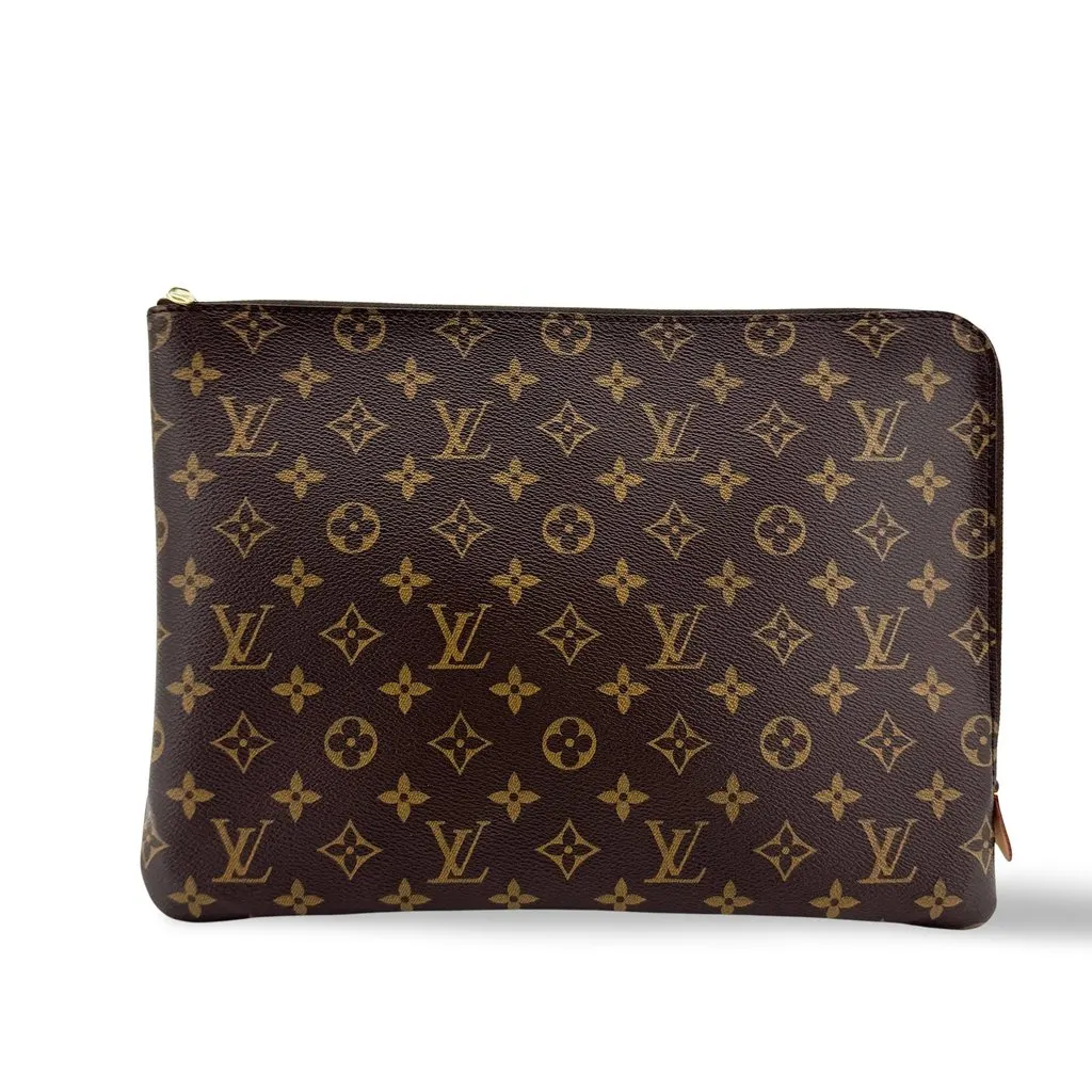 Louis Vuitton Monogram Etui Voyage MM Brown Canvas Very good - Front View
