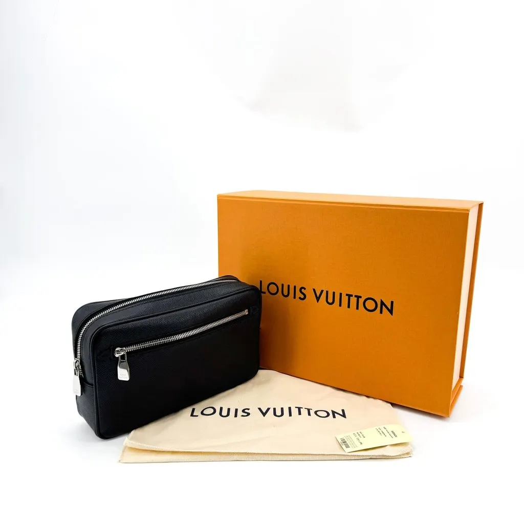 Louis Vuitton Taiga Pavel Black Black Leather Very good - Back View