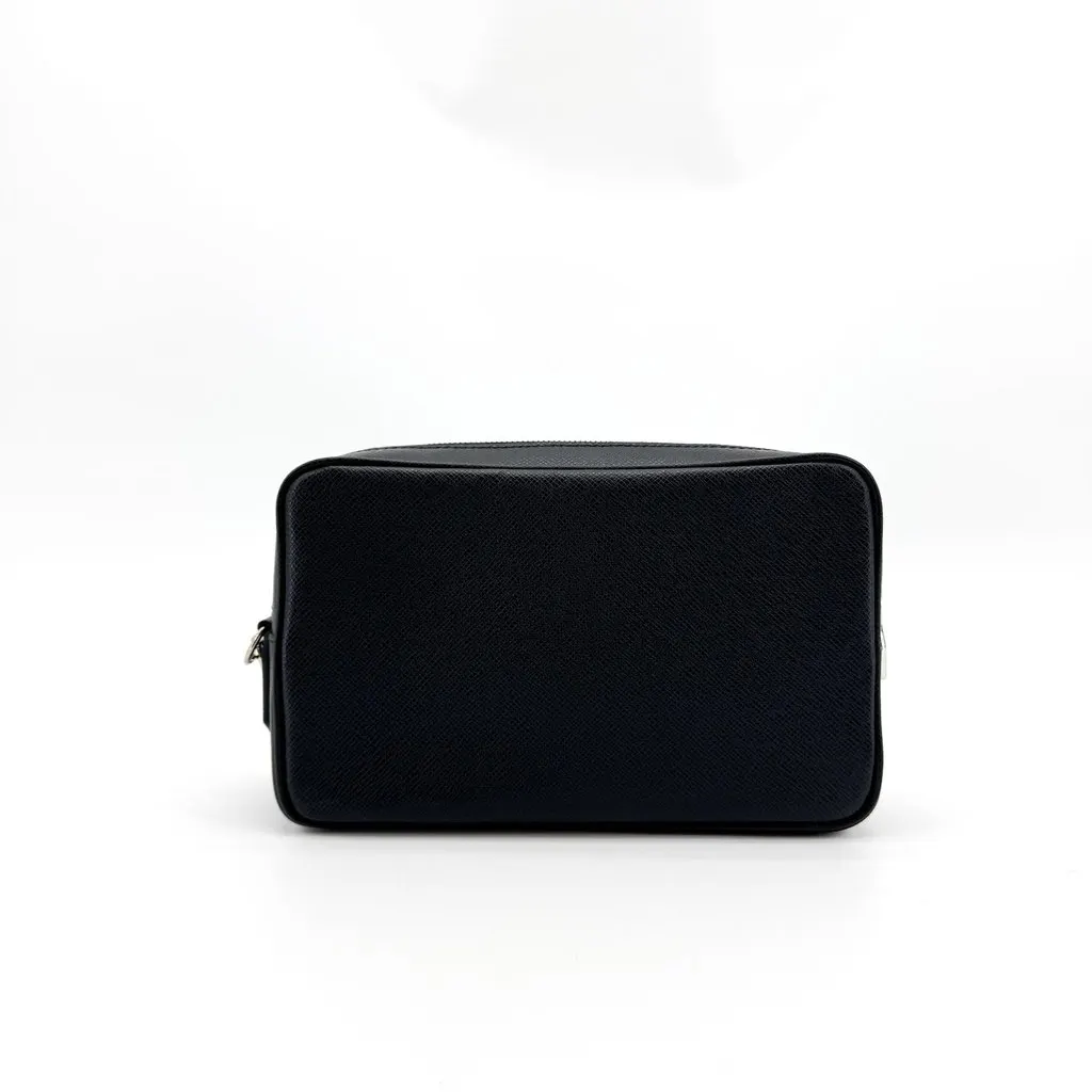 Louis Vuitton Taiga Pavel Black Black Leather Very good - Inside View