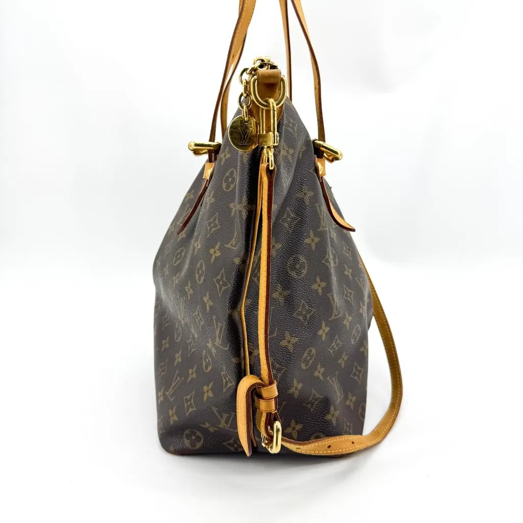 Louis Vuitton Monogram Palermo PM Bag Beige Canvas Fair - Model View
