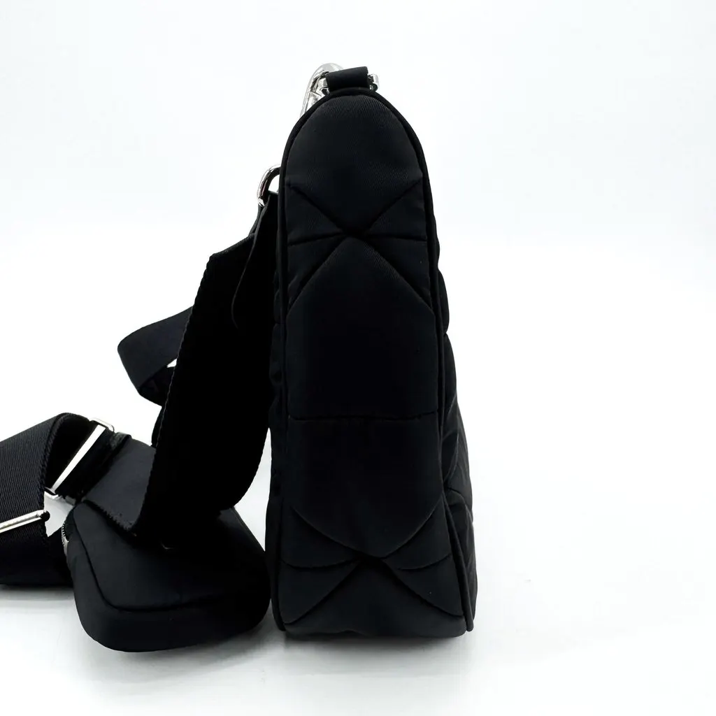 Prada Re-Edition 2005 Quilted Re-Nylon Shoulder Bag Black Black Polyamide Very good - Model View