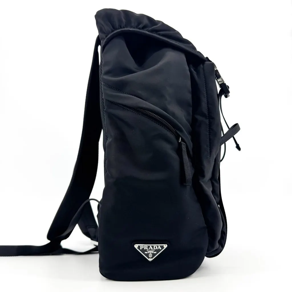 Prada Re-Nylon Backpack Black Black Polyamide Very good - Box View