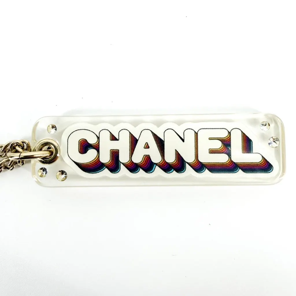 Chanel 23C Chanel Hotel Heart Rainbow Charm Necklace Gold Gold Gold Good - Model View