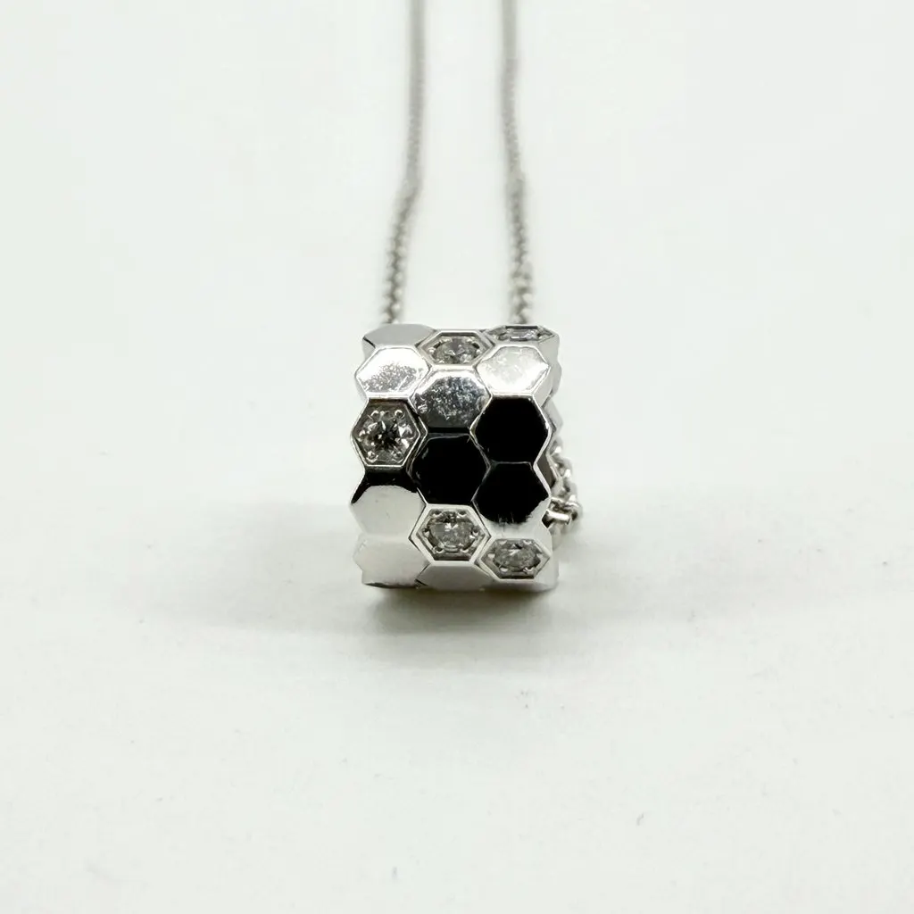 Chaumet Bee My Love White Gold Diamond Black Lacquer Pendant Necklace Black Good - Box View