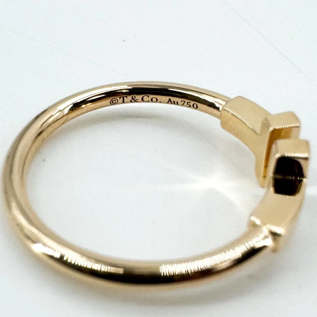 Tiffany & Co . Tiffany T Wire Ring in 18k Rose Gold MultiColor Very good - Model View