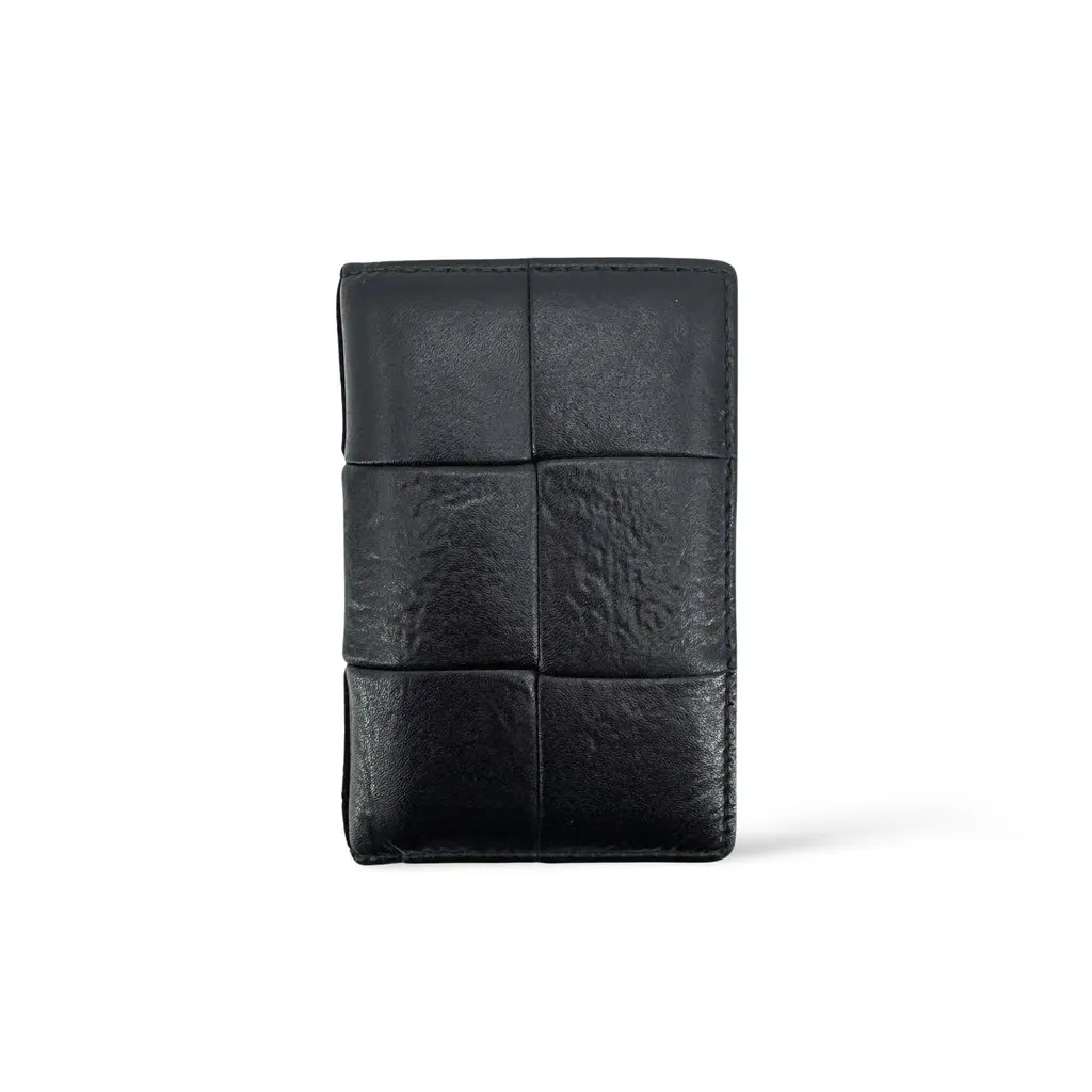 Bottega Veneta Maxi Intrecciato Bi-Fold Card Case Black Black Leather Very good - Front View