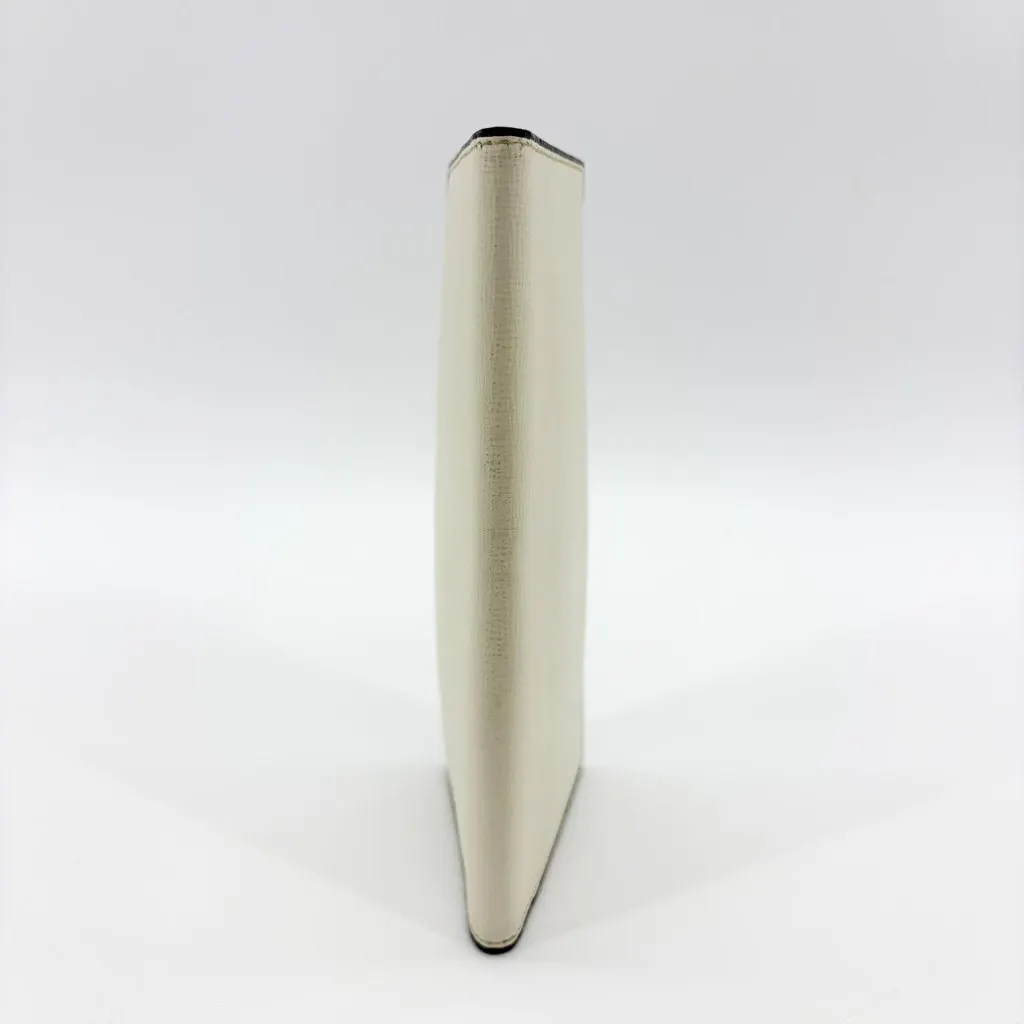 Valextra Vertical 12-Card Wallet Perchment White White Leather Fair - Model View