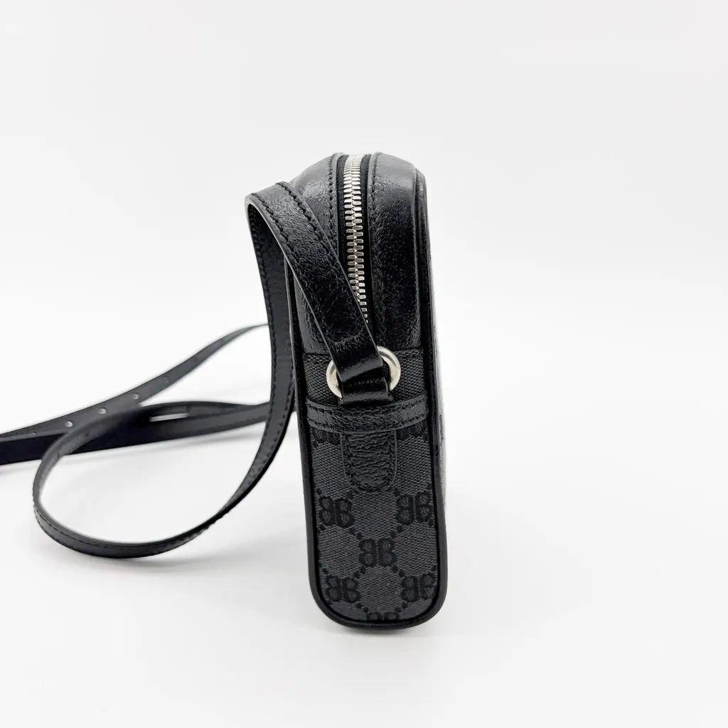 Balenciaga X Gucci BB Monogram Signature Messenger Bag Black Black Canvas Very good - Model View