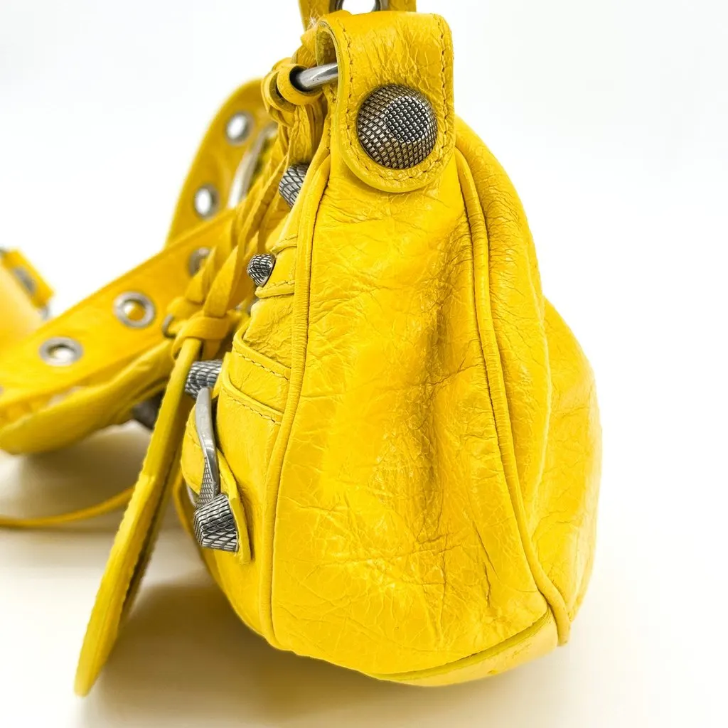 Balenciaga Le Cagole XS Shoulder Bag Yellow Yellow Leather Good - Inside View