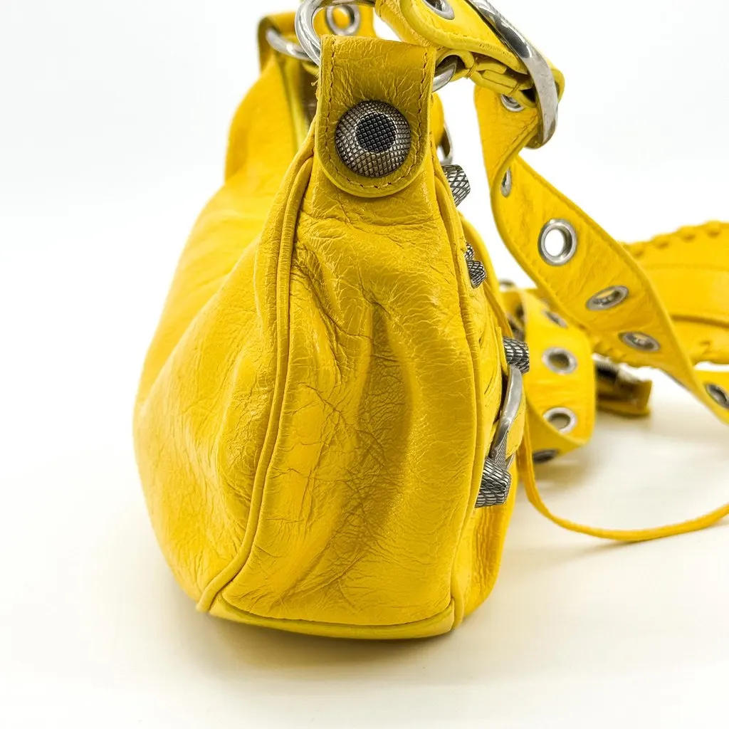 Balenciaga Le Cagole XS Shoulder Bag Yellow Yellow Leather Good - Model View