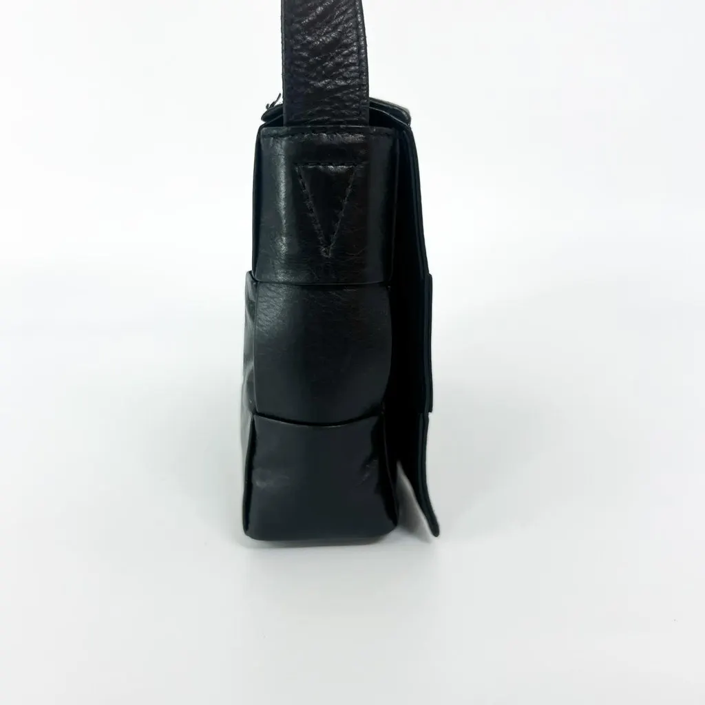 Bottega Veneta Cassette Bag Black Vintage Calf Silver Hardware Black Leather Good - Inside View