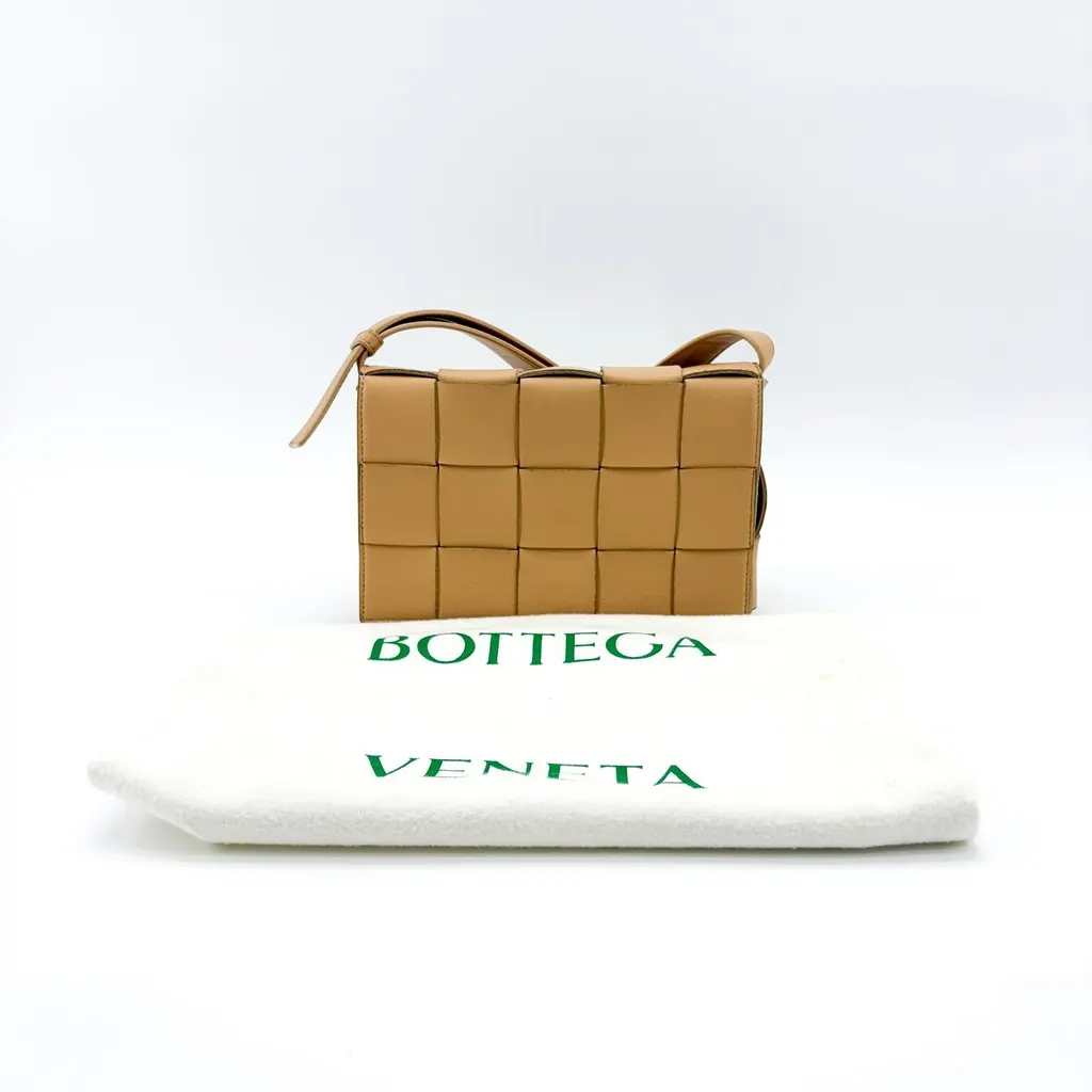 Bottega Veneta Cassette Bag Beige Beige Leather Very good - Back View