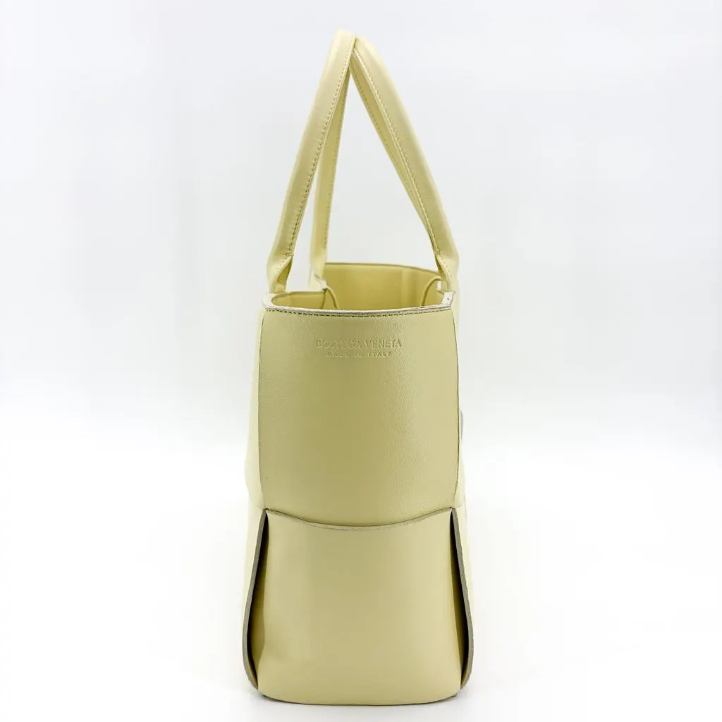 Bottega Veneta Small Arco Tote Bag Pale Yellow Yellow Leather Very good - Model View