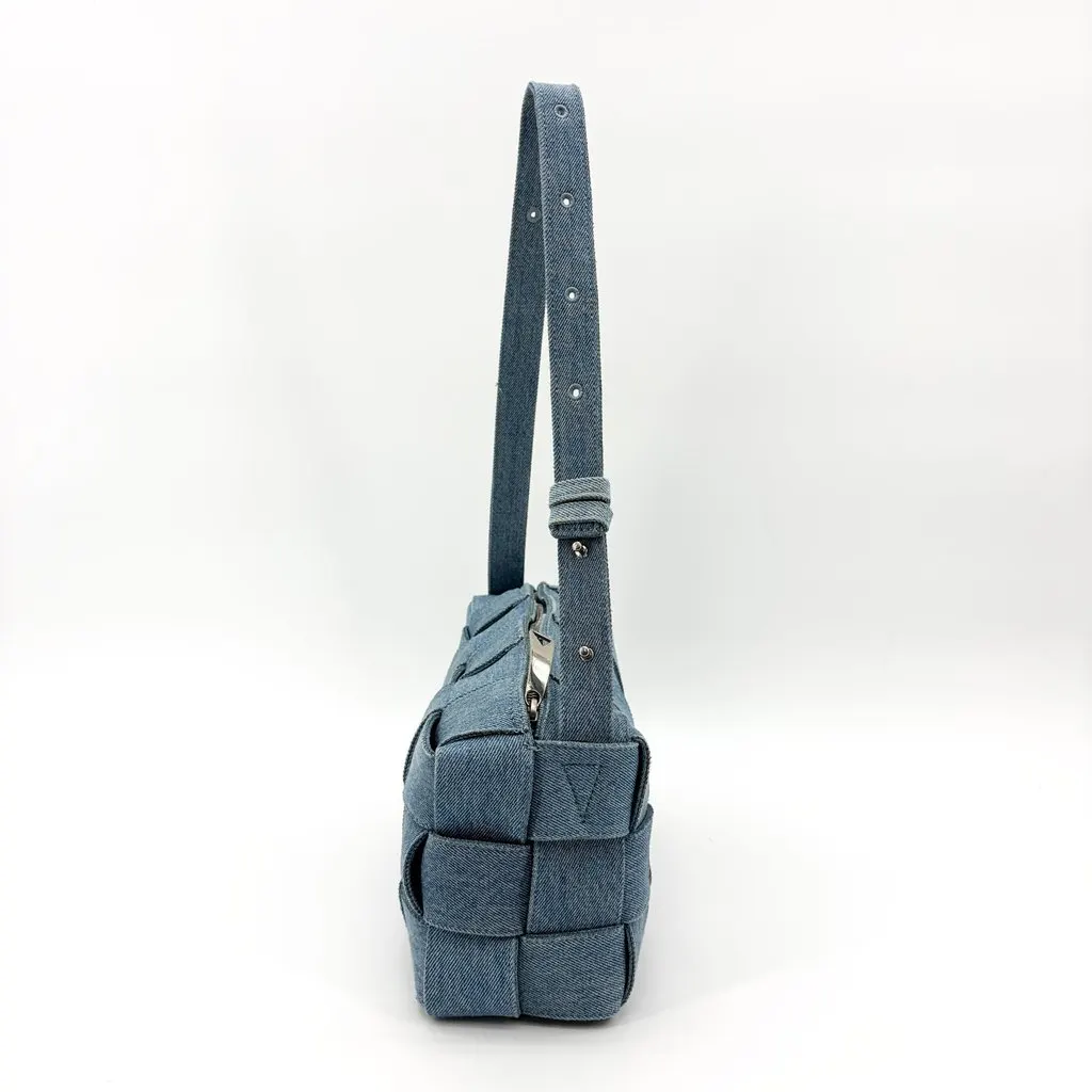 Bottega Veneta Small Cassette Shoulder Bag Blue Denim Blue Denim Good - Model View