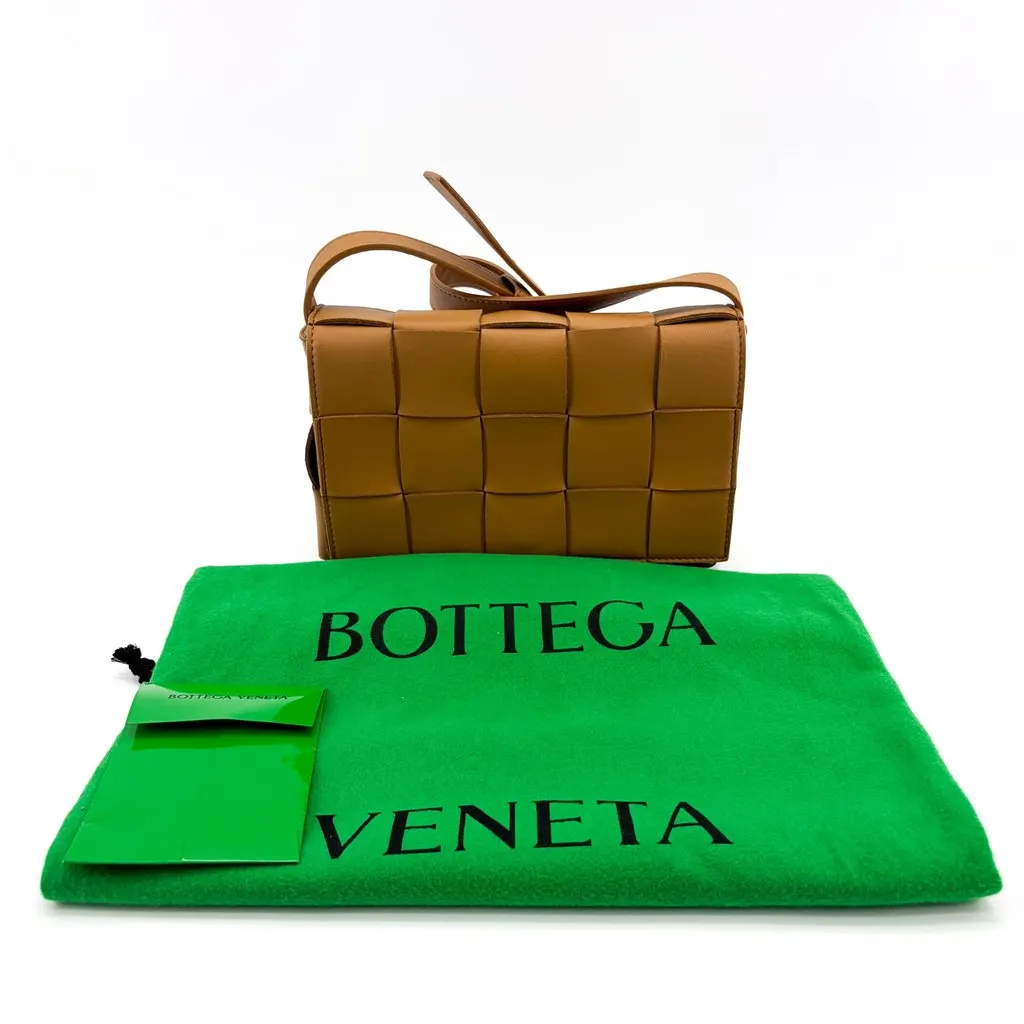 Bottega Veneta Cassette Bag Caramel Brown Leather Very good - Back View