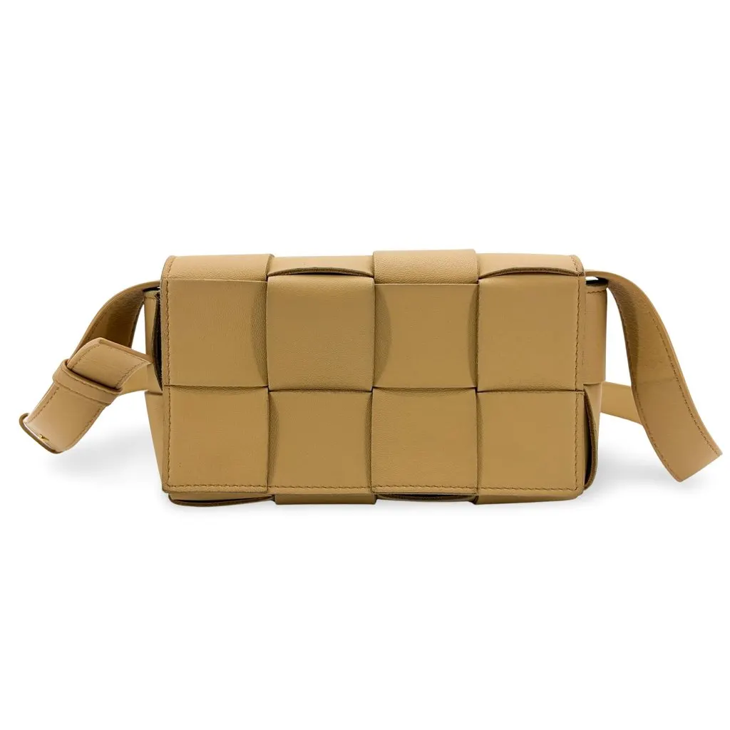 Bottega Veneta Cassette Bag Almond Beige Leather Very good - Front View