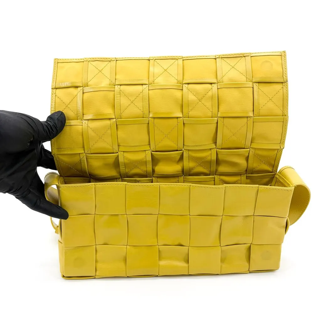 Bottega Veneta Cassette Bag Yellow Yellow Leather Very good - Box View