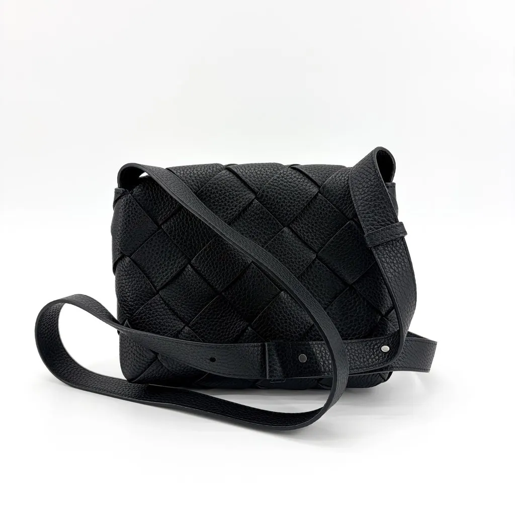 Bottega Veneta Small Cobble Shoulder Bag Black Black Leather Very good - Inside View