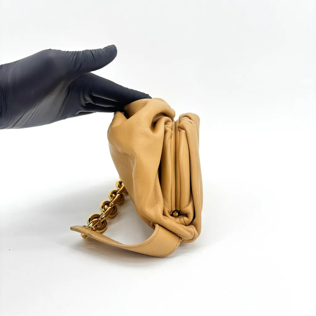 Bottega Veneta The Chain Pouch Shoulder Bag Mustard Beige Leather Very good - Inside View