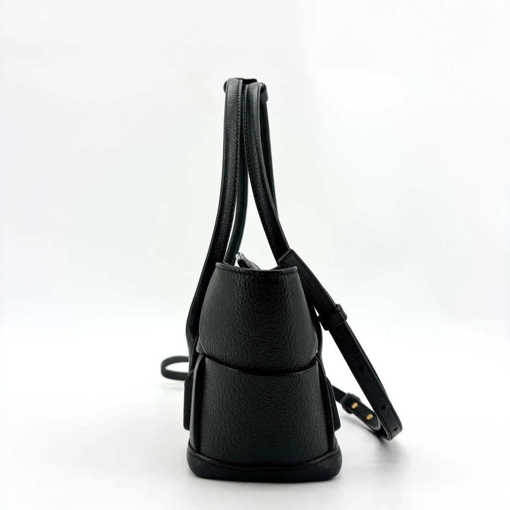 Bottega Veneta Candy Arco Tote Bag Black Black Leather Very good - Model View