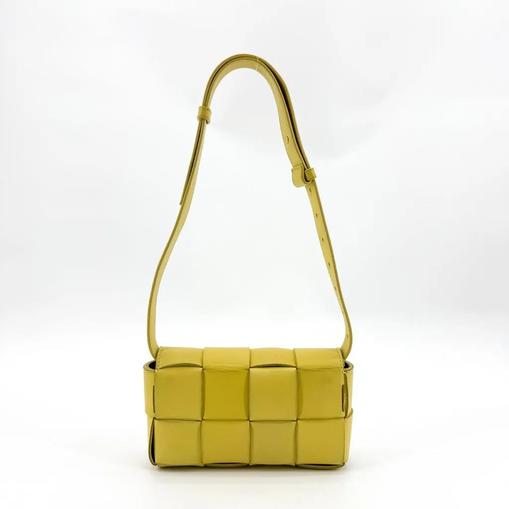 Bottega Veneta Cassette Belt Bag Yellow Yellow Leather Very good - Inside View