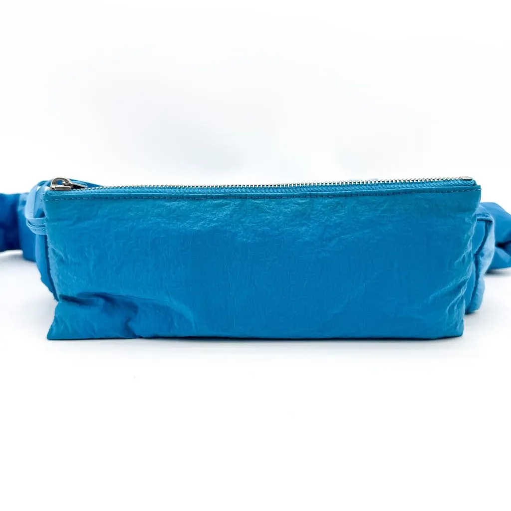 Bottega Veneta Padded Tech Cassette Bag Blue Blue Polyamide Fair - Box View