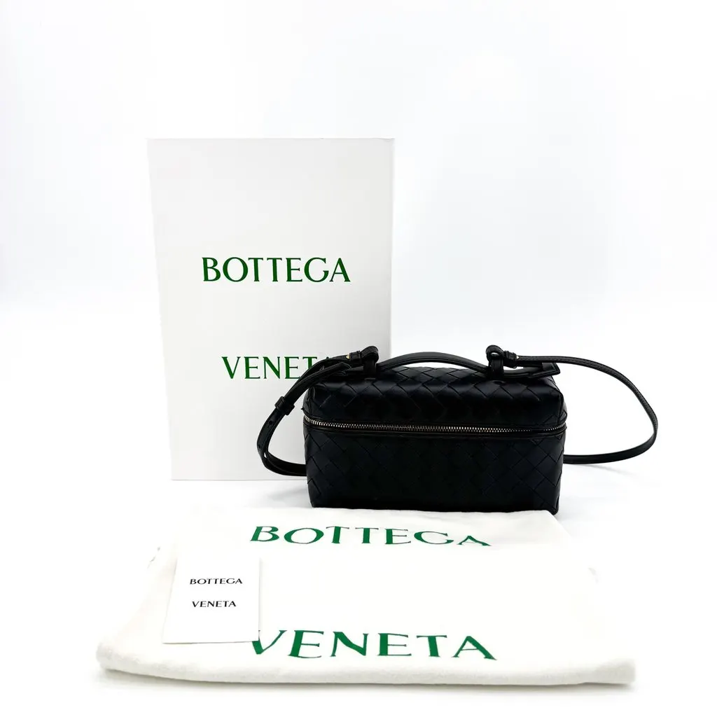 Bottega Veneta Small Intrecciato Vanity Case Bag Black Black Leather Very good - Back View