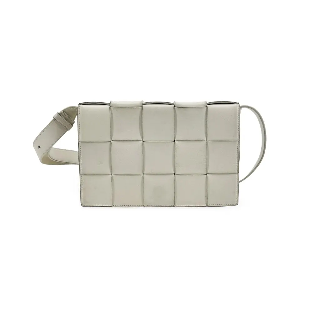Bottega Veneta Cassette Shoulder Bag Plaster White Leather Fair - Front View