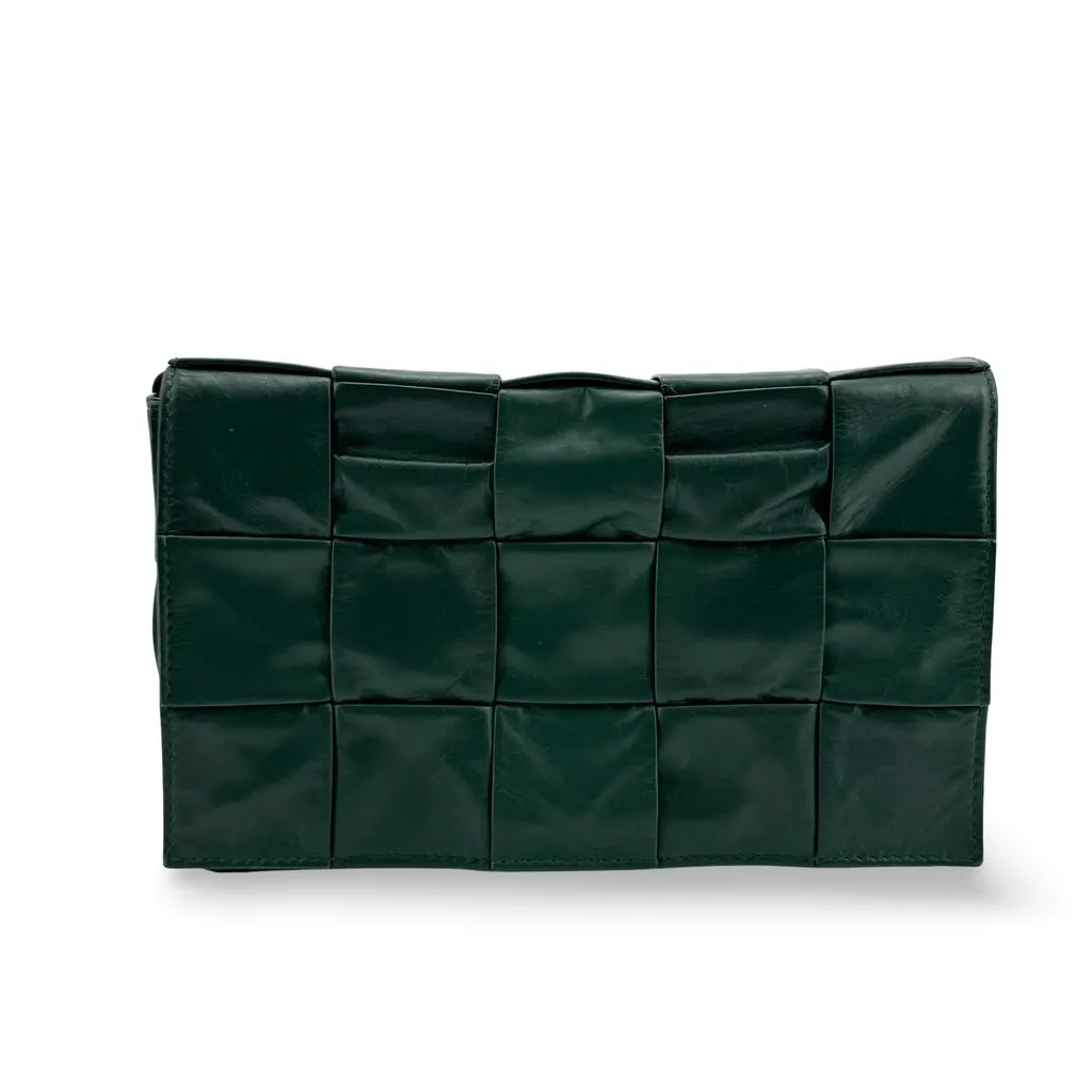 Bottega Veneta Cassette Bag on Chain Dark Green Green Leather Fair - Front View