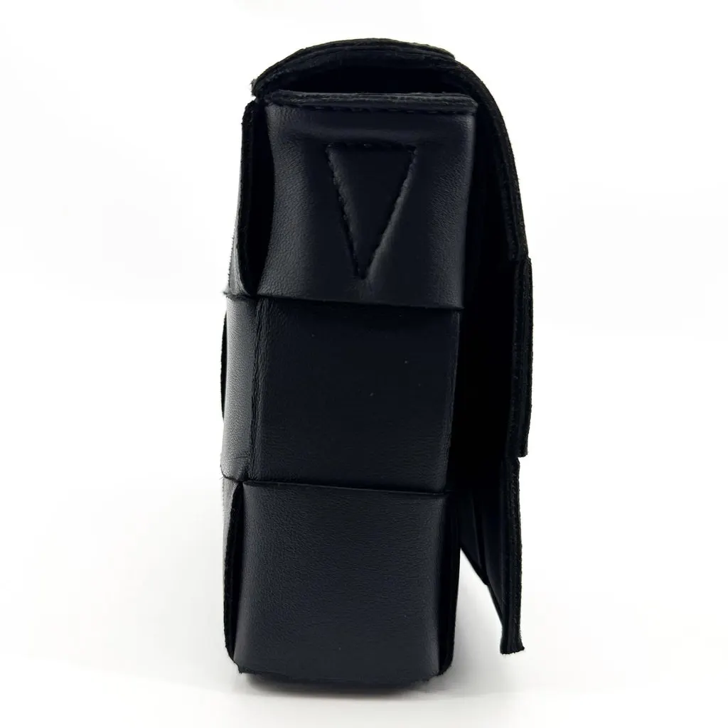 Bottega Veneta Cassette Crossbody Bag Black Black Leather Good - Model View