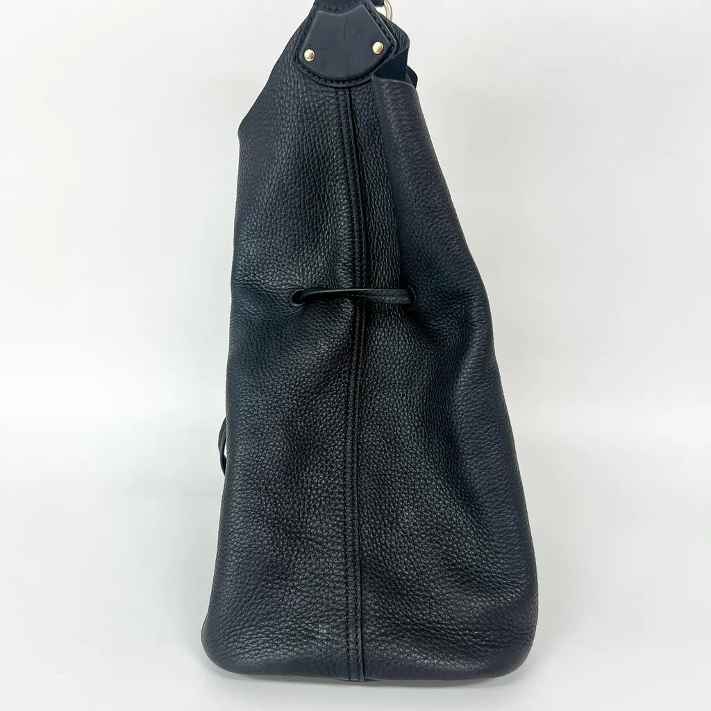 Burberry Leather Ashby Tassel Hobo Shoulder Bag Black Good - Model View