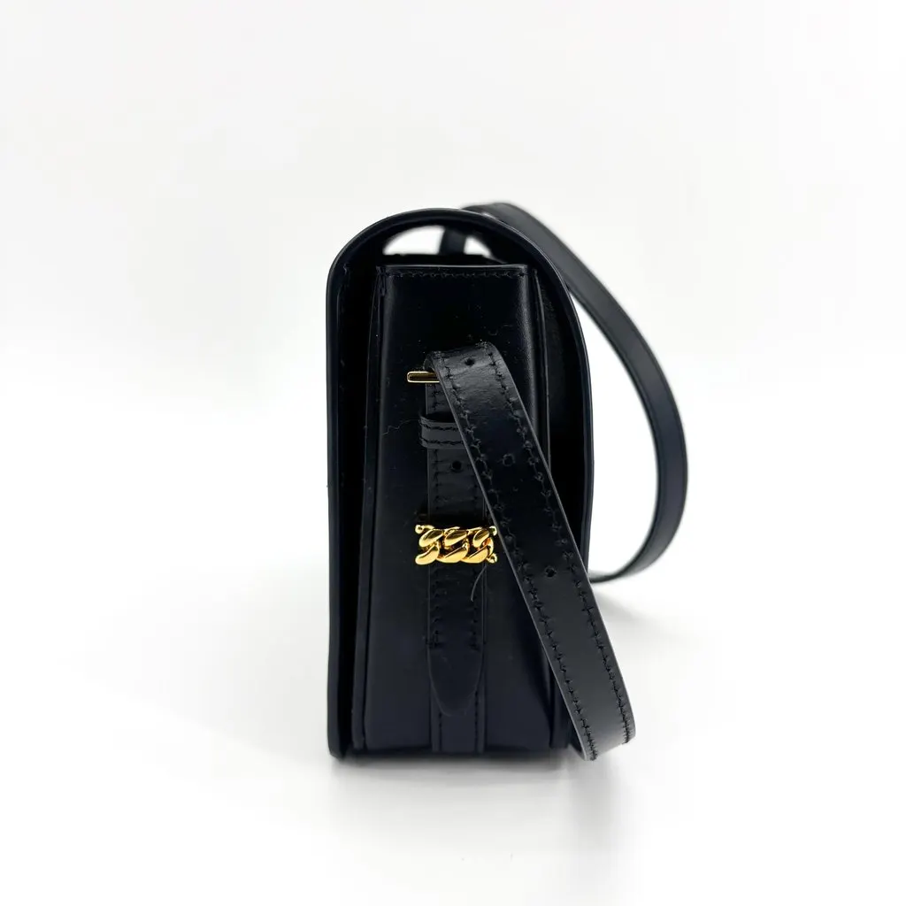 Burberry Grace Leather Shoulder Bag Black Black Leather Good - Model View
