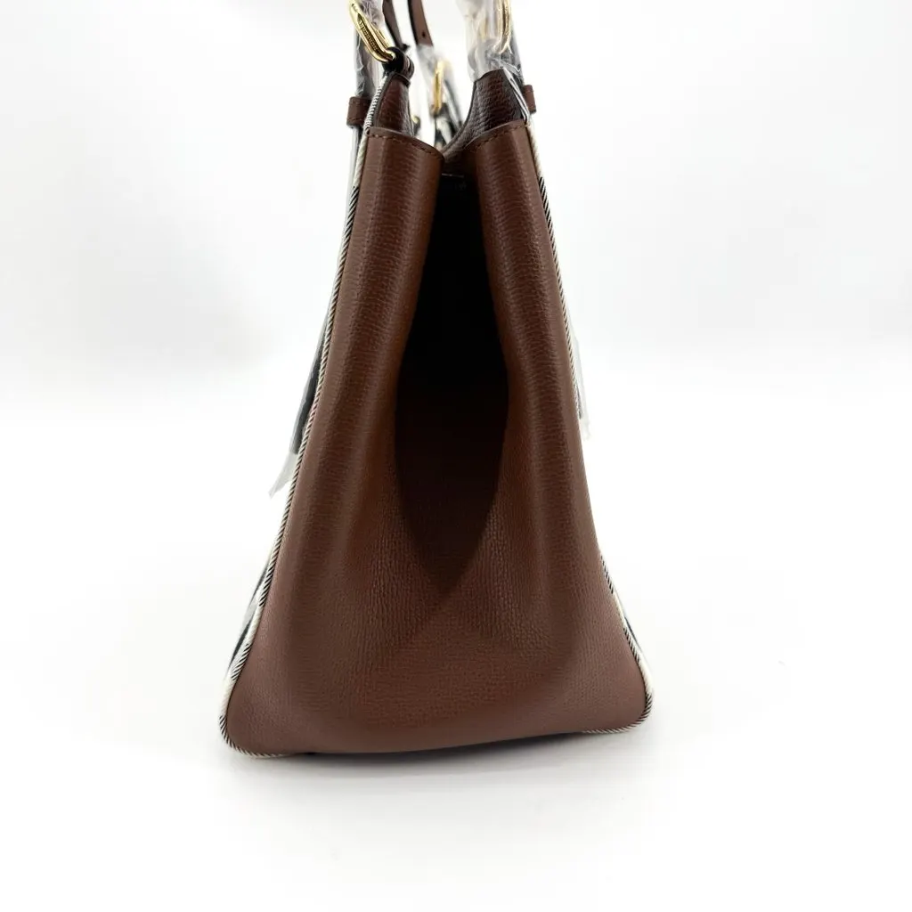 Burberry Small Vintage Check and Leather Hobo Bag Brown Beige Canvas Never worn - Model View