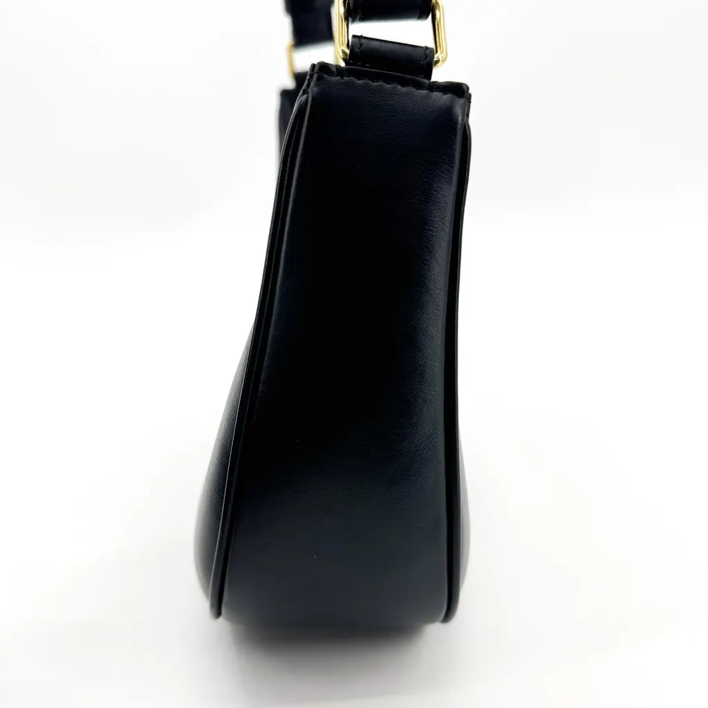 Celine Ava Triomphe Bag in Shiny Calfskin Black Black Leather Very good - Model View