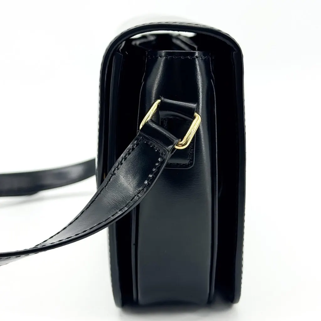 Celine Teen Triomphe Bag in Shiny Calfskin Black Black Leather Very good - Model View
