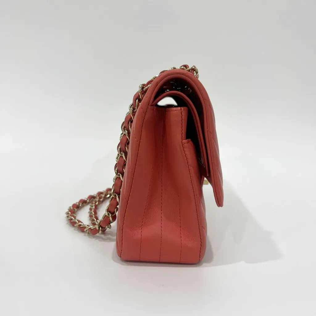 Chanel A01112 Lambskin Chevron Gold Hardware Classic Medium Shoulder Bag Red Leather Good - Box View