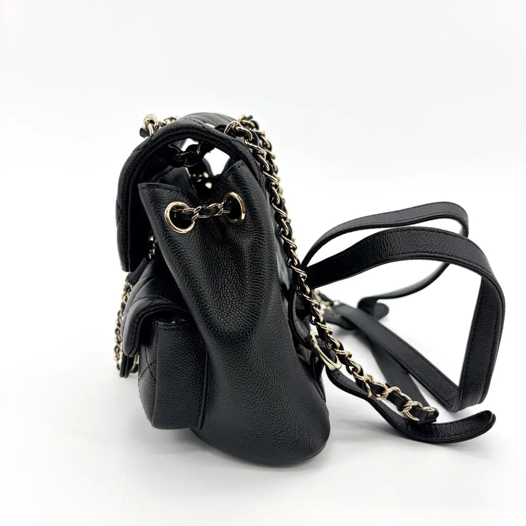 Chanel Caviar Duma Backpack Medium Gold Hardware Black Black Leather Very good - Model View