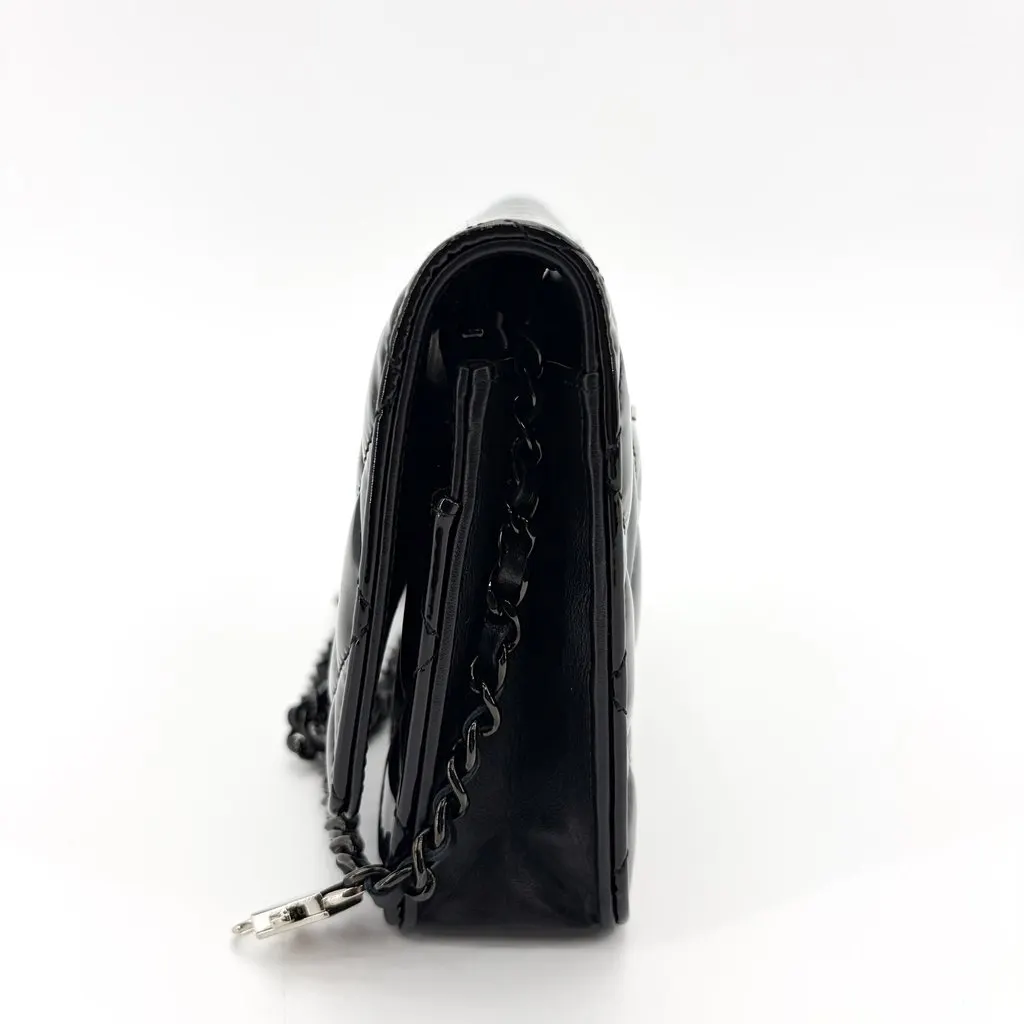 Chanel Quilted Patent Wallet on Chain So Black Black Leather Very good - Model View