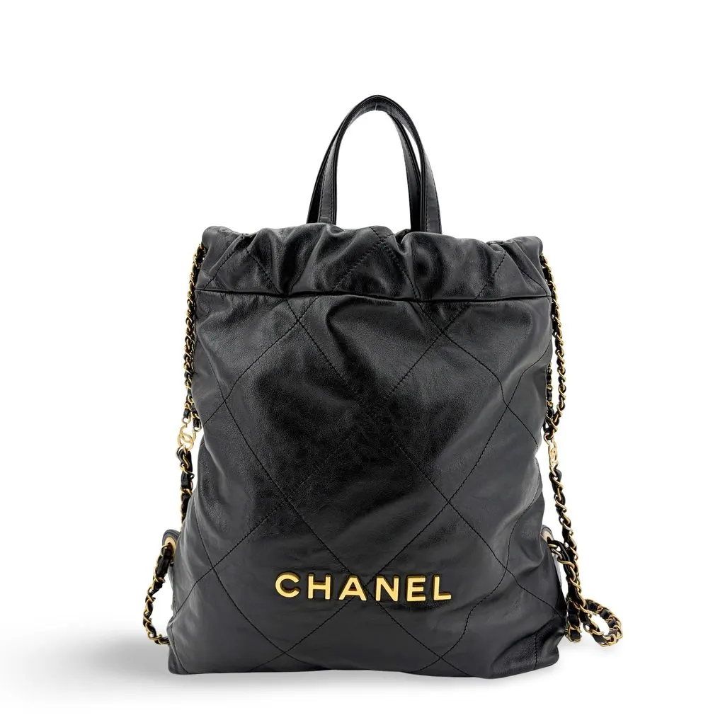 Chanel 22 Backpack Shiny Calfskin Gold Hardware Black Black Leather Very good - Front View