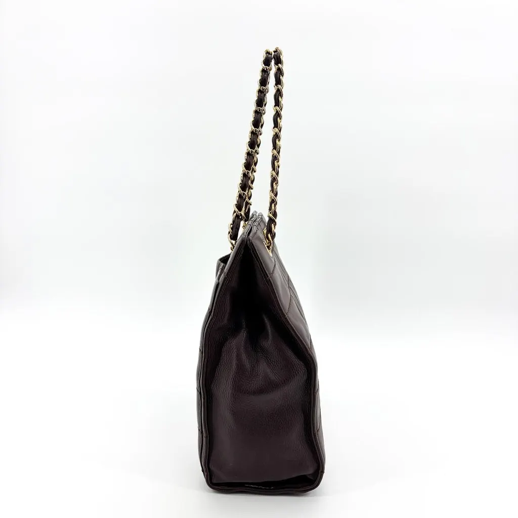 Chanel Chocolate Bar Chain Shoulder Bag Dark Brown Gold Hardware Brown Leather Good - Model View