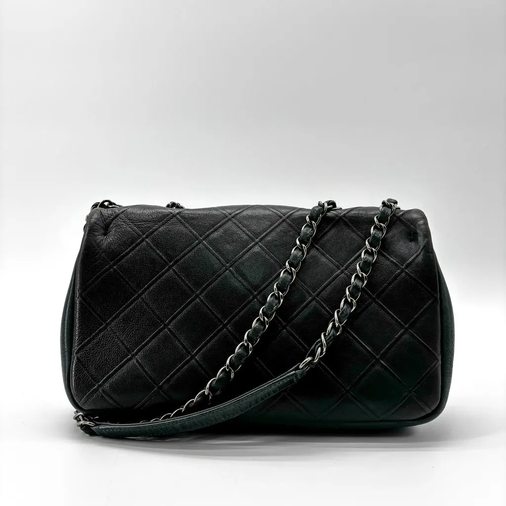 Chanel Vintage Classic Single Flap Bag Medium Lambskin Black Silver Hardware Black Leather Good - Inside View