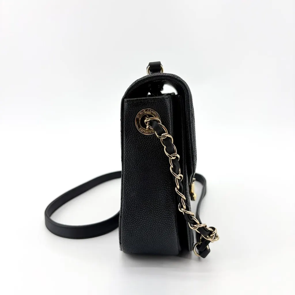 Chanel Coco Curve Flap Bag Medium Black Gold Hardware Black Leather Good - Model View