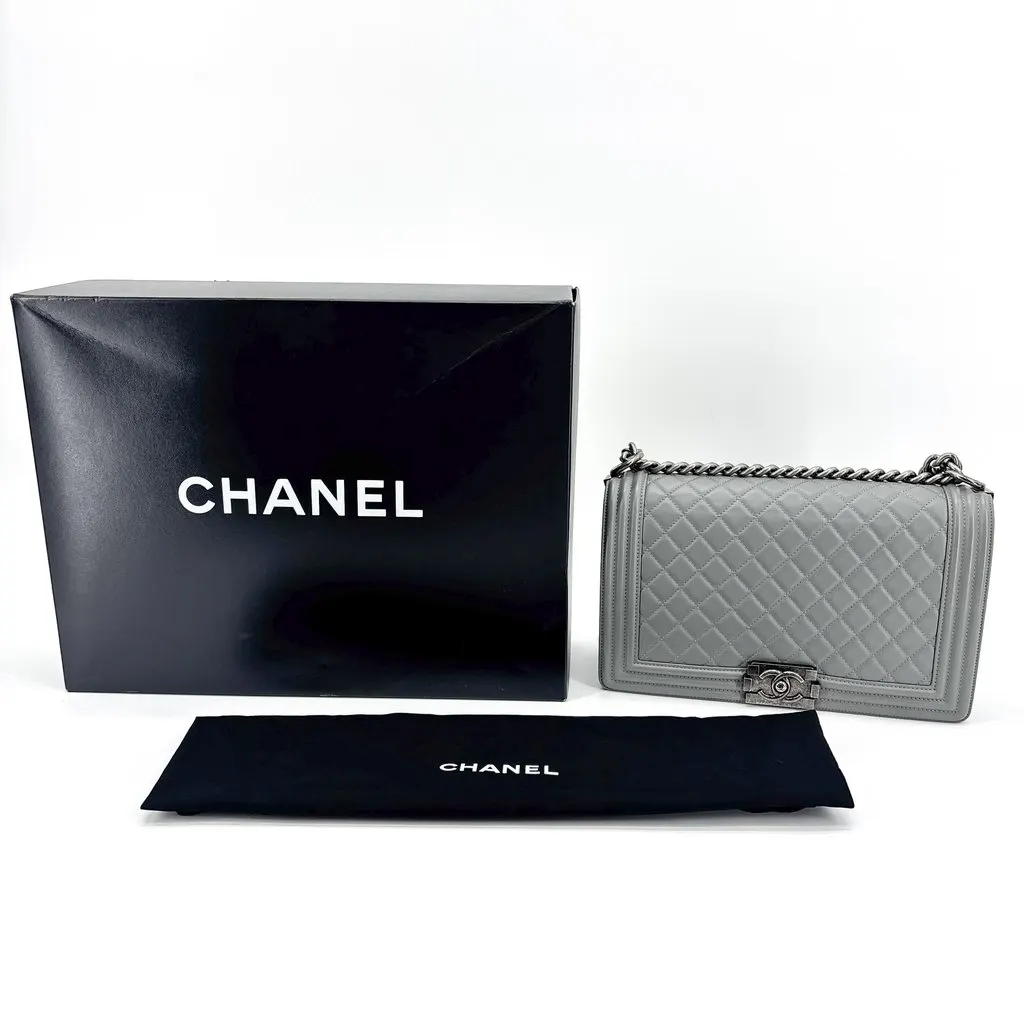 Chanel Boy Bag Medium Vintage Silver Hardware Grey MultiColor Leather Very good - Back View